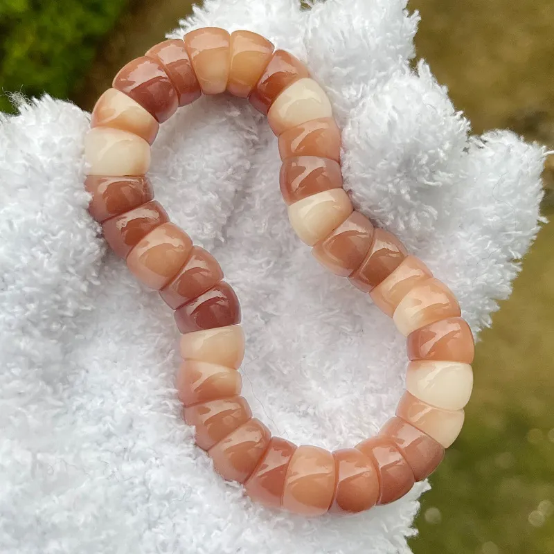 Emerald Bodhi Root Bracelets Unisex-9