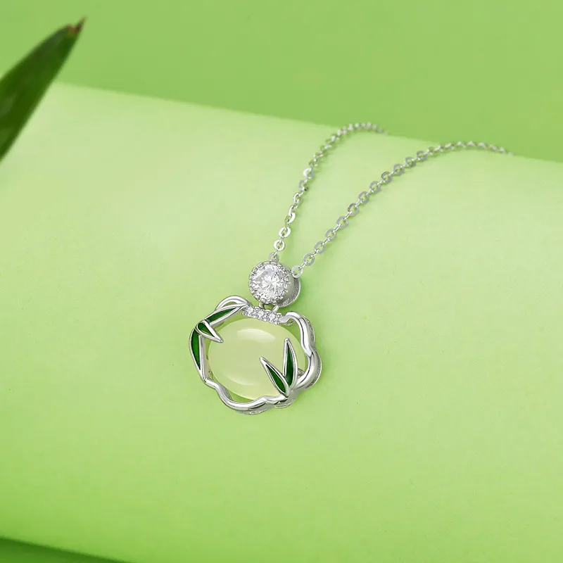 Emerald Chalcedony Jade Necklaces Women's-6