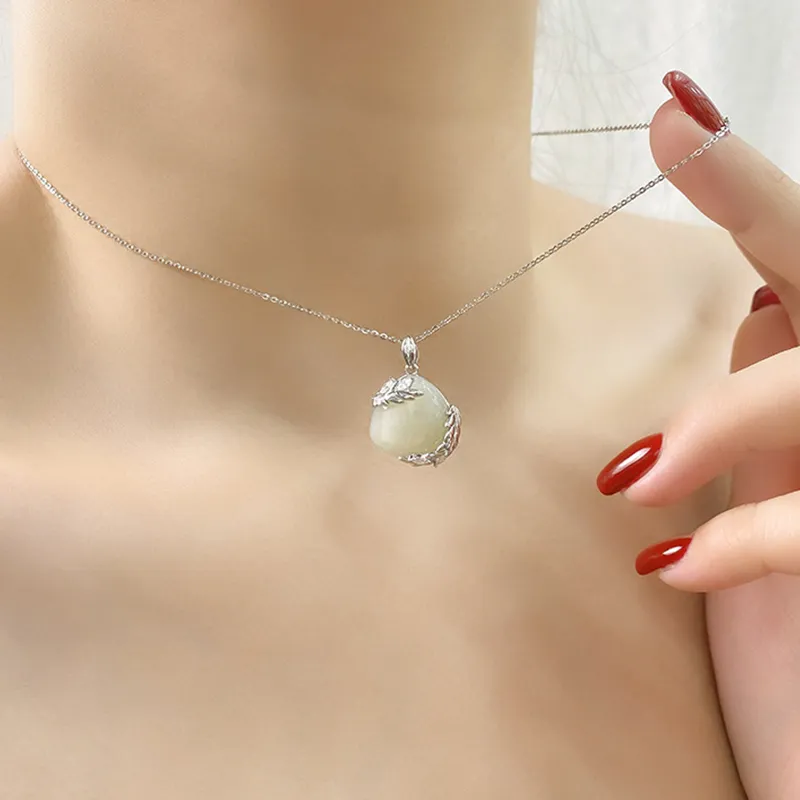 Emerald Chalcedony Jade Necklaces Women's-3