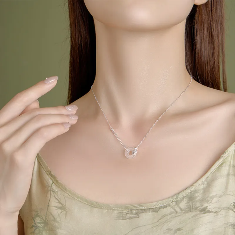 Emerald Chalcedony Necklaces Women's-3