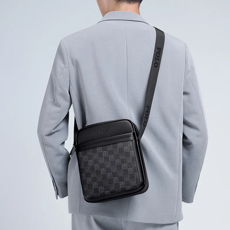 POLO Top Grain Cow Leather Shoulder Bag Regular Men's Black-4