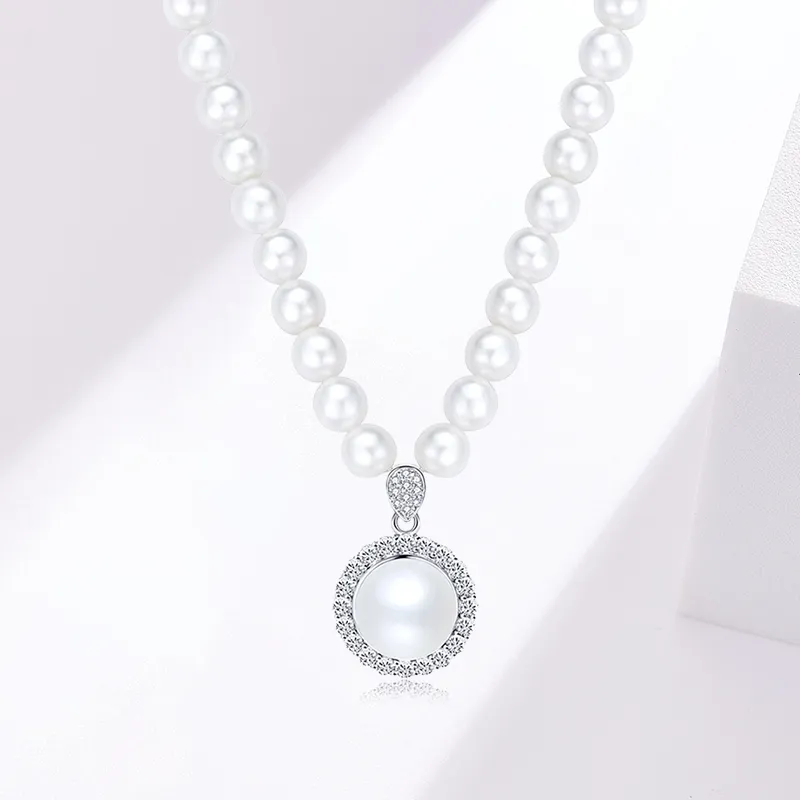 SUNFEEL Pearl Necklaces Women's-1