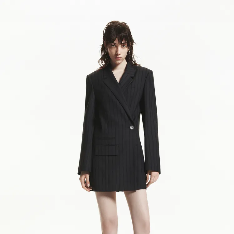 MOCO Business Suit Women's Black Gray Stripes-2