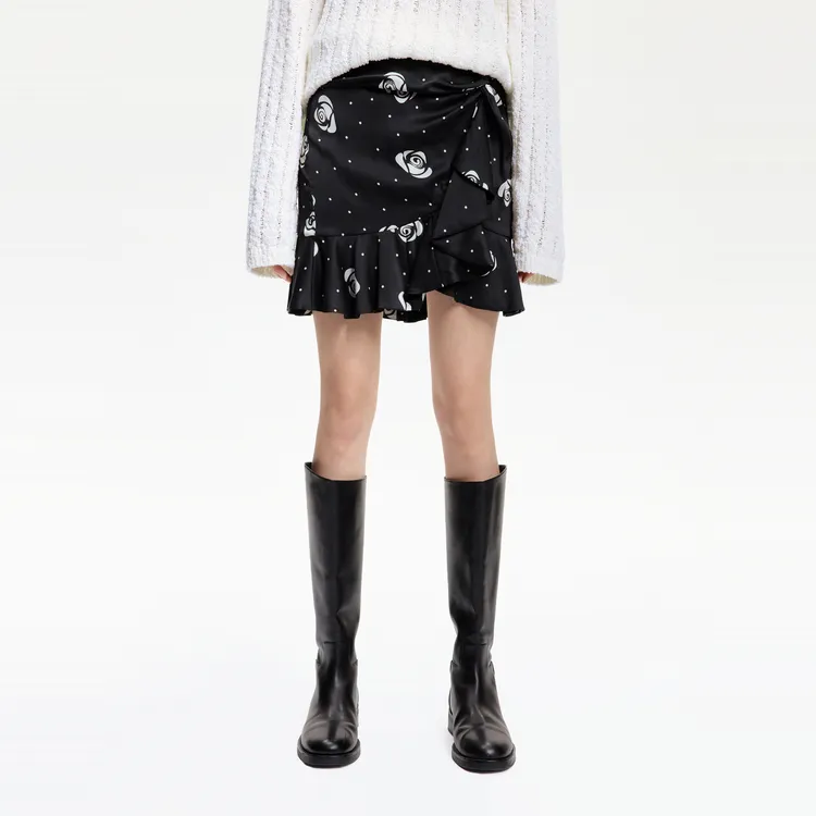 MOCO Casual Short Skirts Women's Black-2