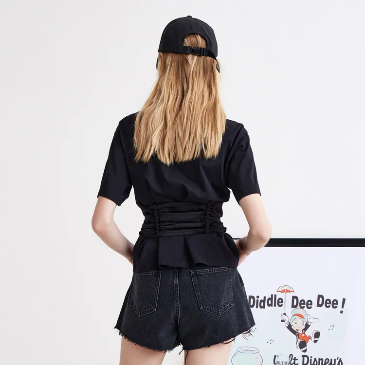 MO&CO T Shirts Women's Black-2