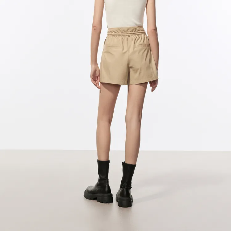 MOCO Casual Shorts Women's Khaki Green-6