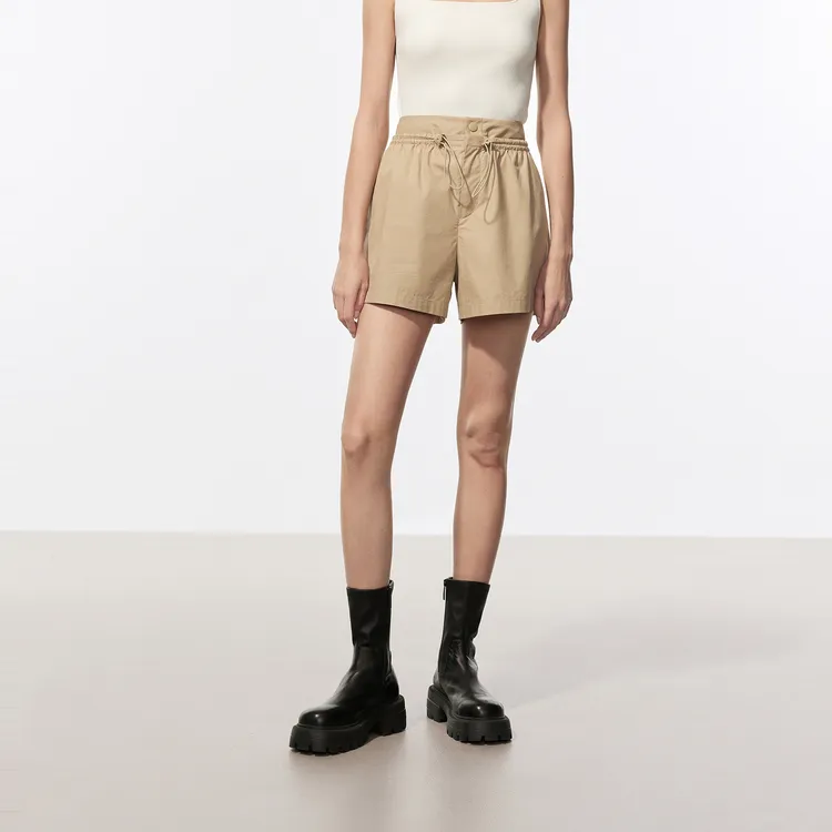 MOCO Casual Shorts Women's Khaki Green-3