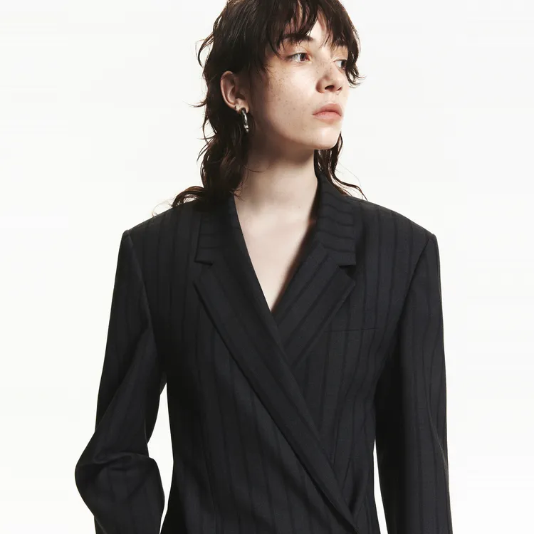 MOCO Business Suit Women's Black Gray Stripes-4