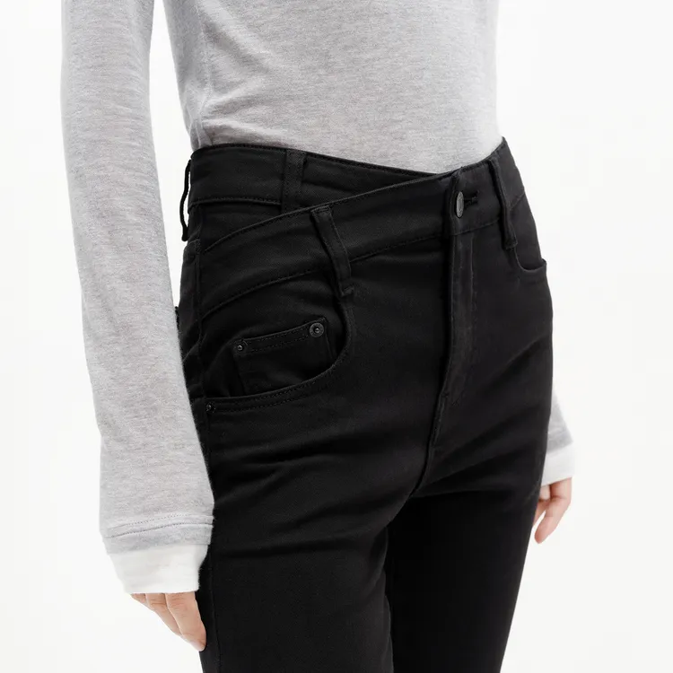 MO&CO Jeans Women's Denim Black-4