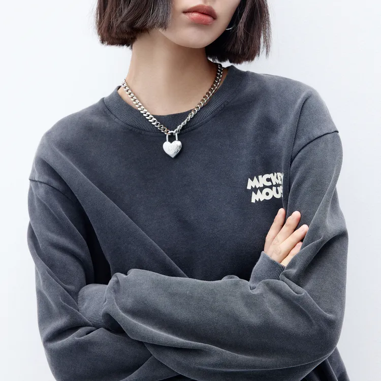 MO&CO Sweatshirts Women's-9