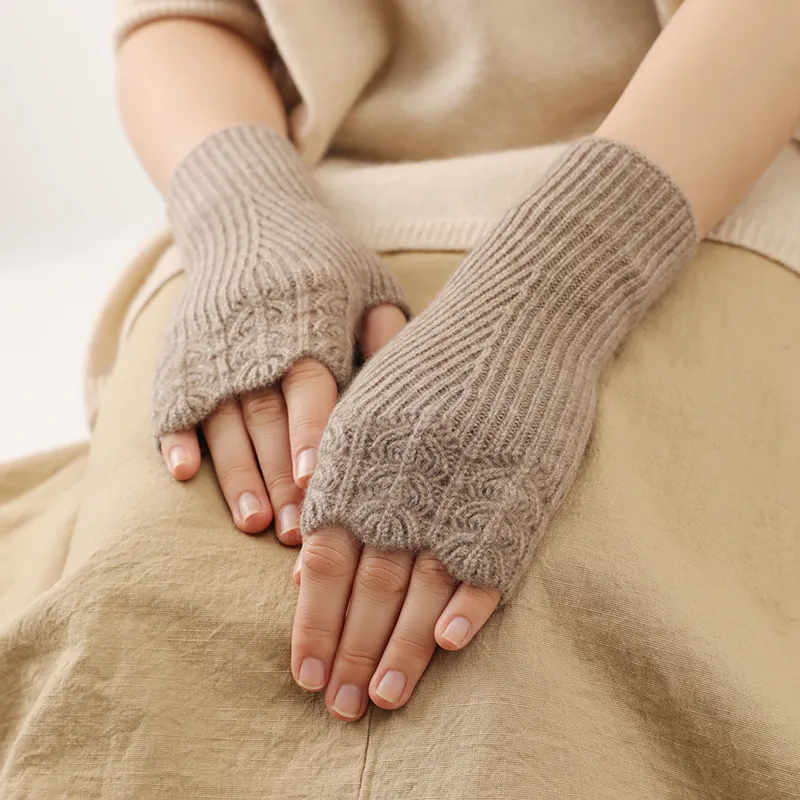 BOHOBOCO Cashmere Knit Gloves Women's-5