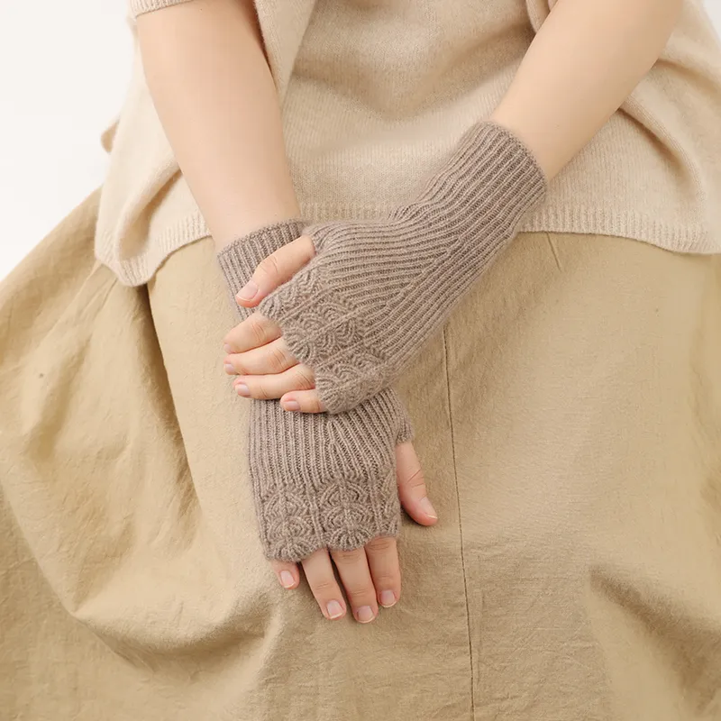 BOHOBOCO Cashmere Knit Gloves Women's-4