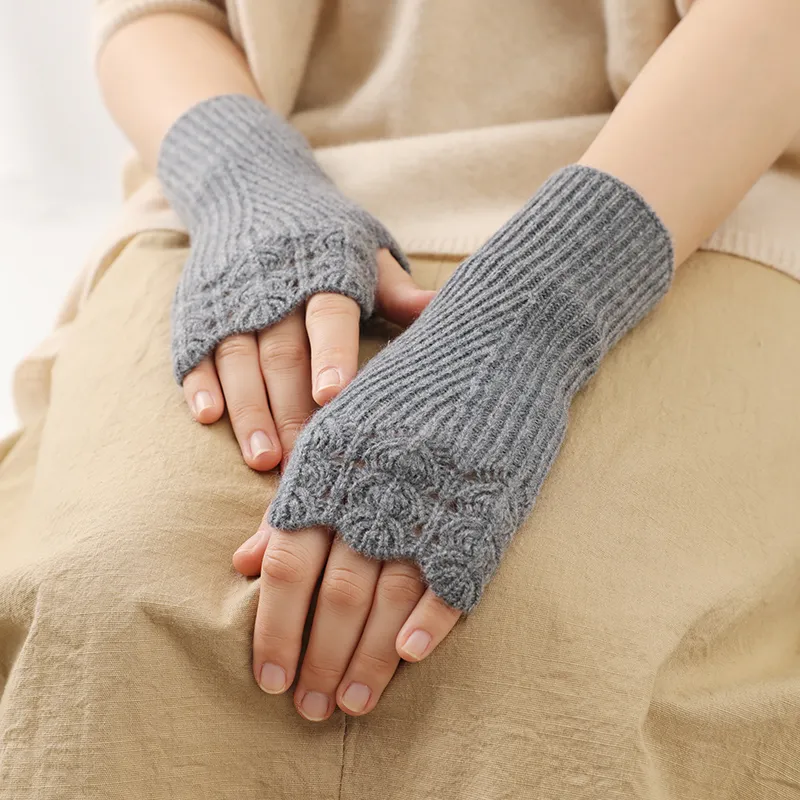BOHOBOCO Cashmere Knit Gloves Women's-17
