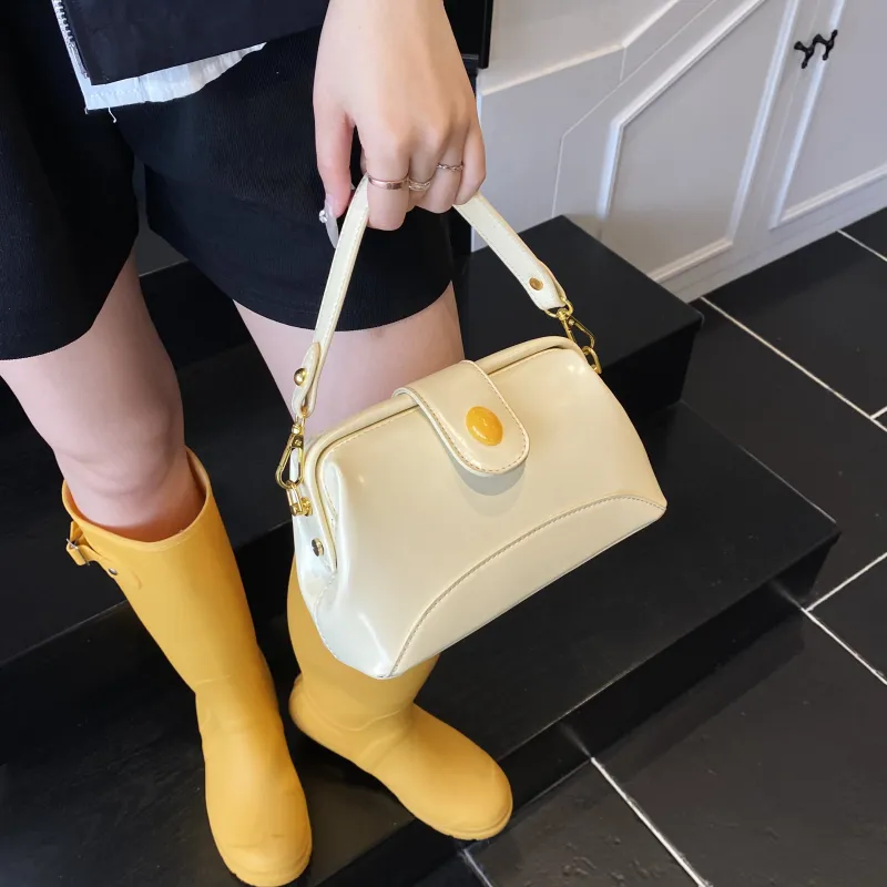 Smart PU Crossbody One Shoulder Handbag Women's Pink/Yellow/Black/White-1