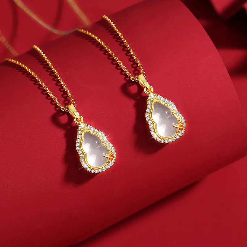 ZHOUBAIFU Chalcedony Necklaces Unisex-1
