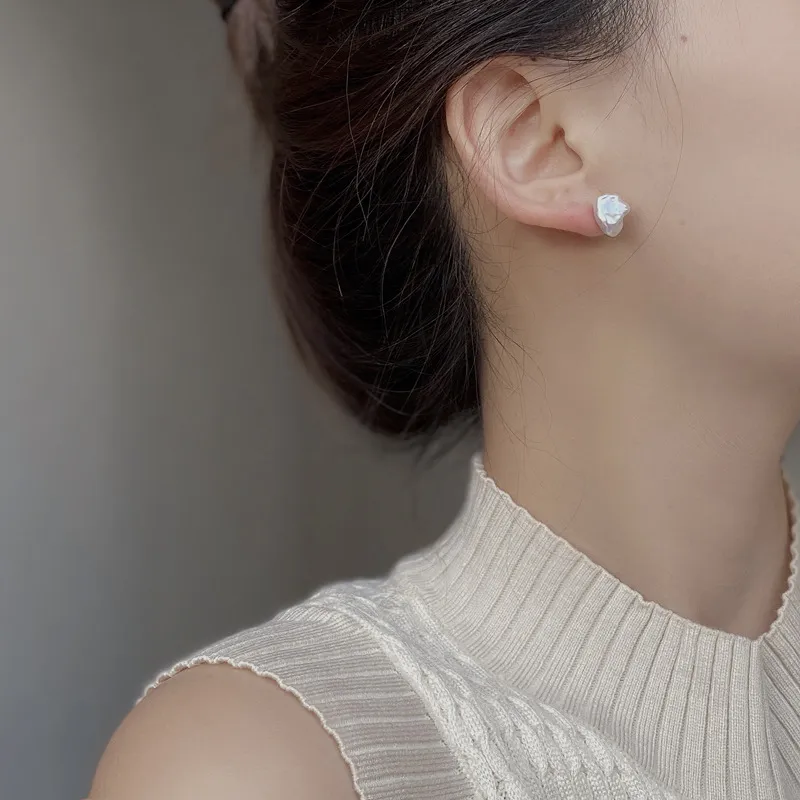 ZHOUBAIFU Pearl Stud Earrings Unisex-4