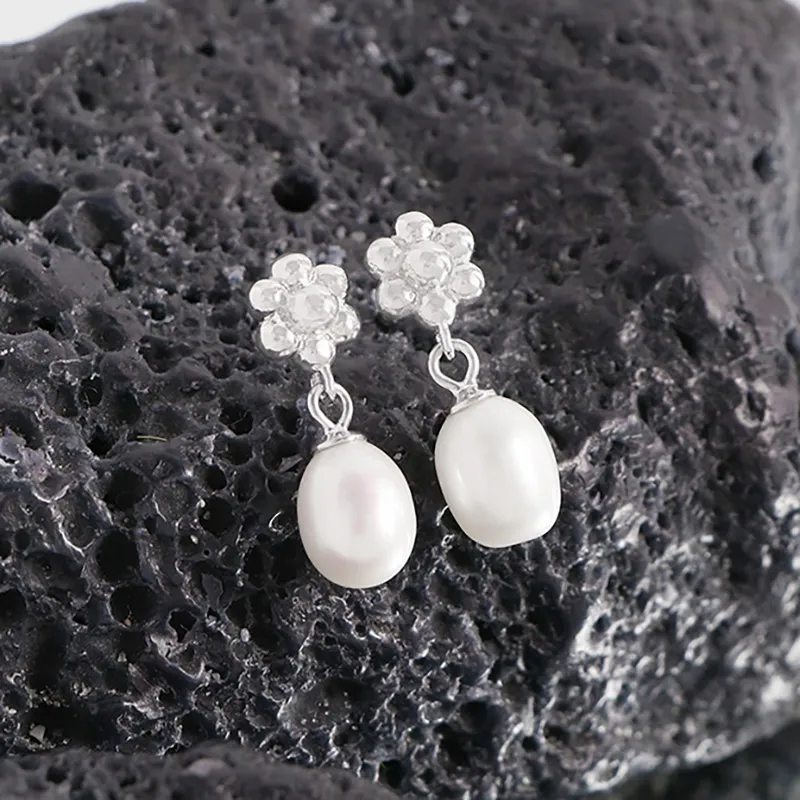 ZHOUBAIFU Pearl Earrings Unisex-1