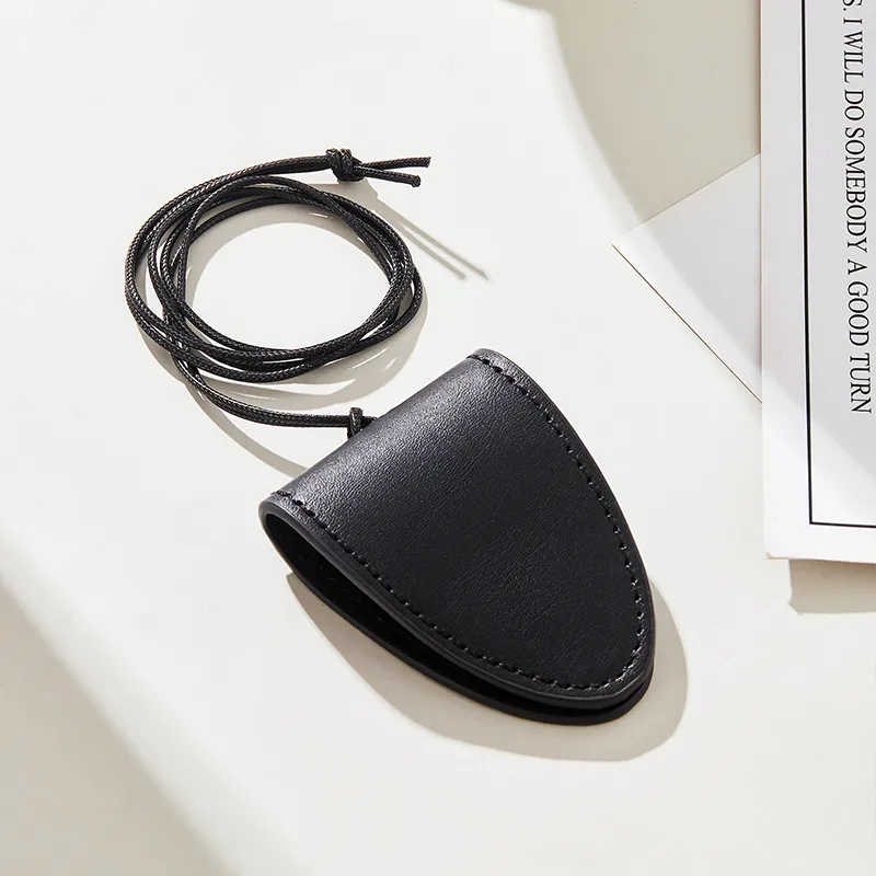LILY&LOTTY Artificial Leather Necklaces Women's-2