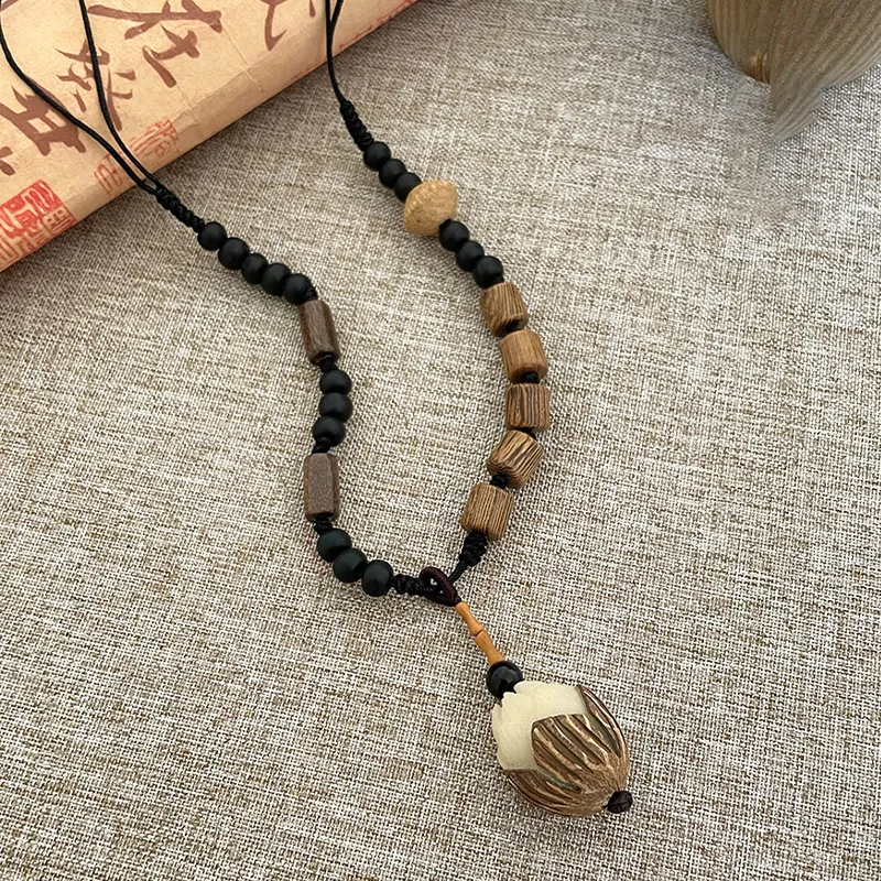 LILY&LOTTY Resin Necklaces Women's-5