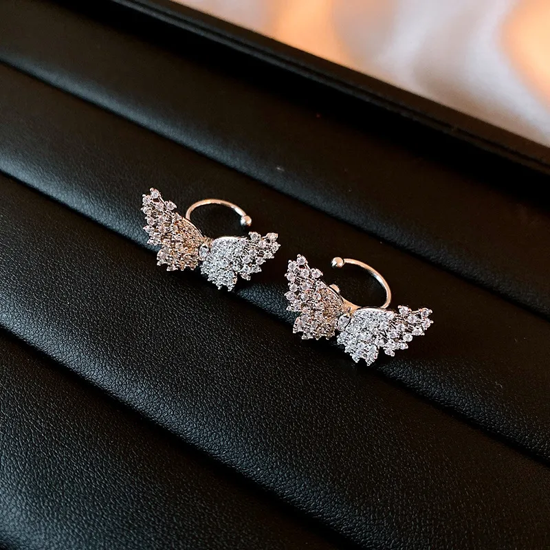 Drejew Copper Clip-On Earrings Women's-1