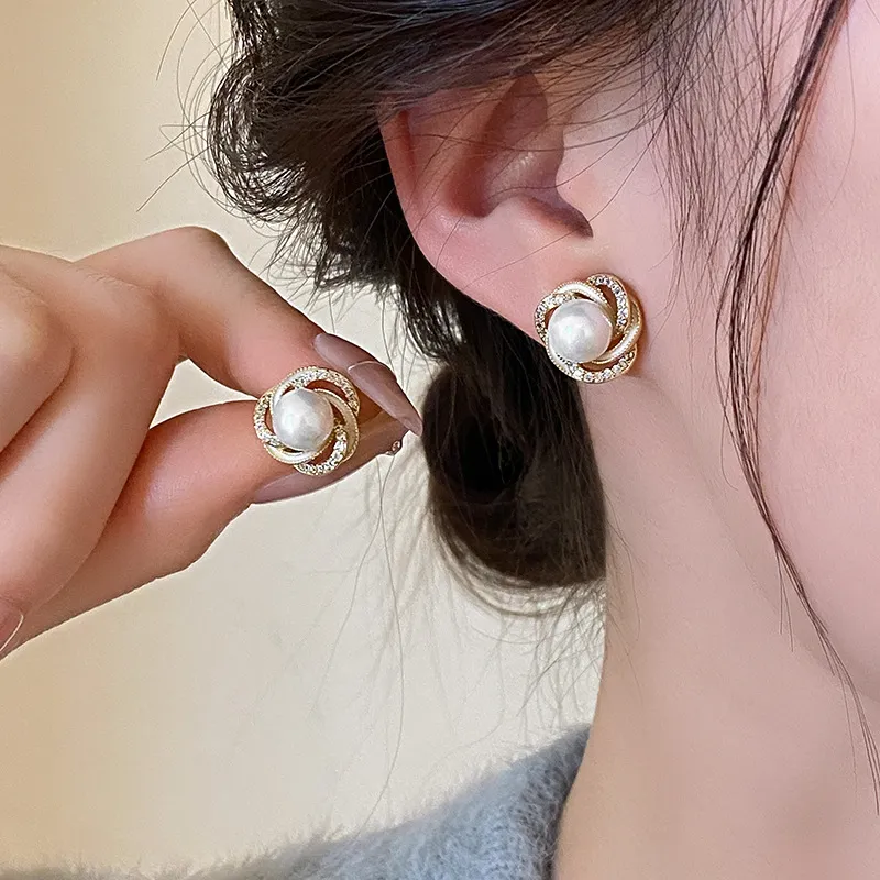 Drejew Copper Stud Earrings Women's-1
