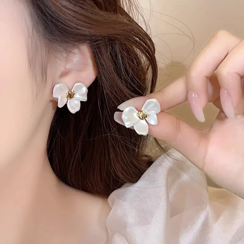 Drejew Alloy Stud Earrings Women's-1