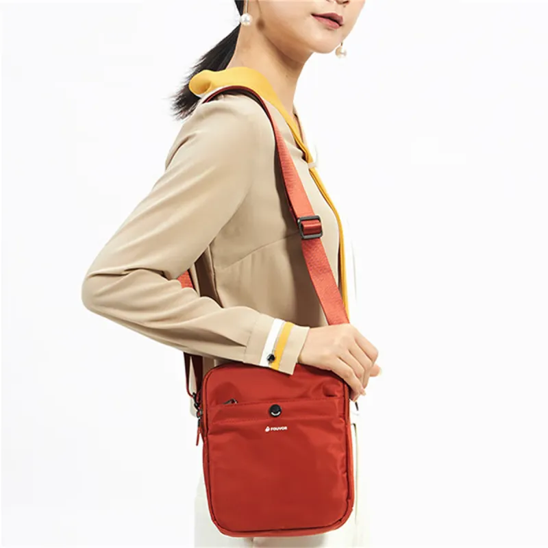 FOUVOR Oxford Crossbody Bag, Shoulder Bag Regular Women's Chestnut Red/Classic Black-3