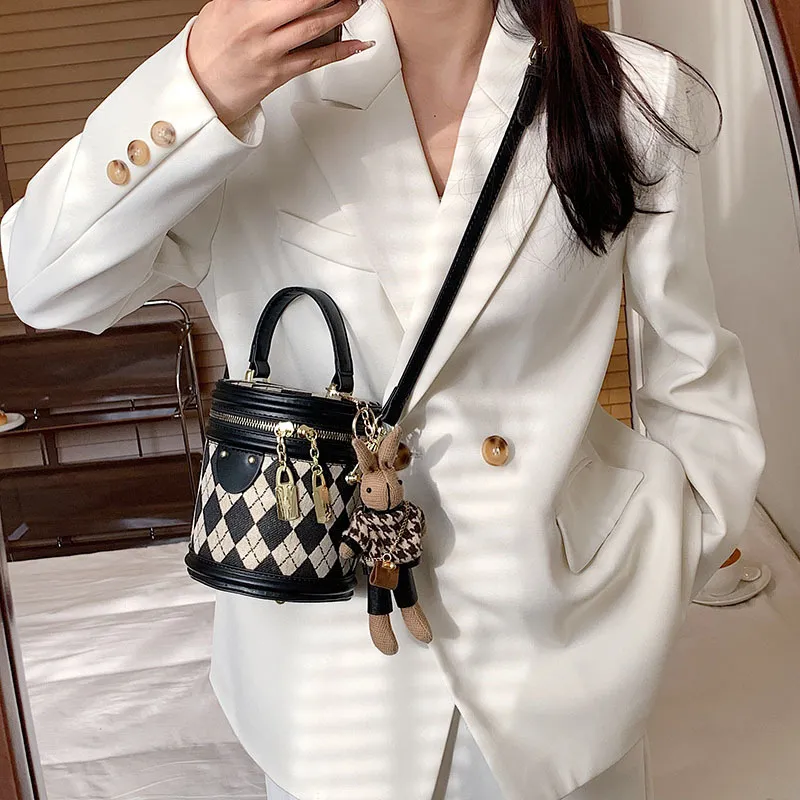 FOUVOR PU Handbag Shoulder Bag Crossbody Bag Regular Women's Black/Brown/Coffee-1