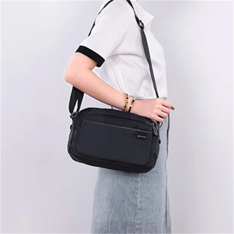 FOUVOR Oxford Shoulder Bag Crossbody Bag Regular Women's Chestnut Red/Black/Green/Gray-8