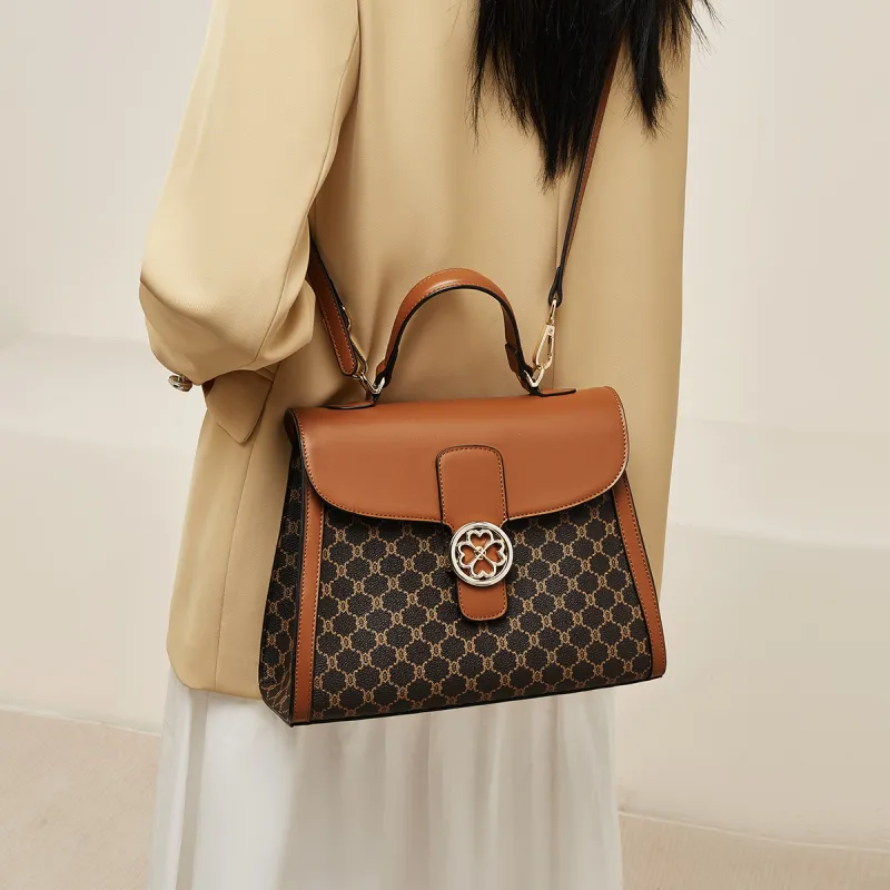 Marino Orlandi Synthetic Leather Shoulder Bag Crossbody Bag Medium Size Women's Coffee/Khaki-3
