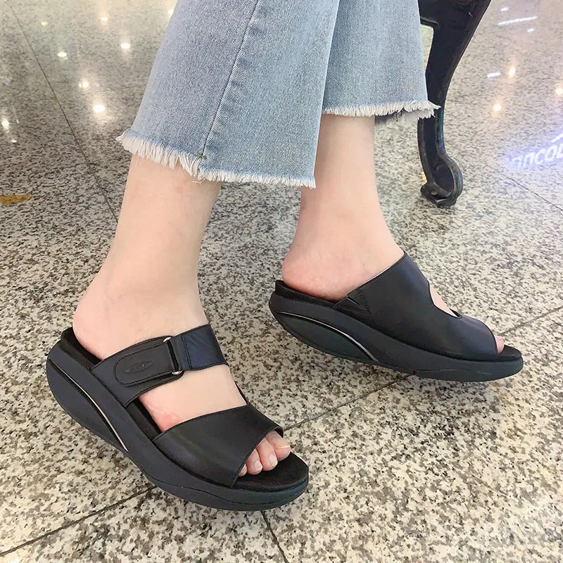 MBT Beach Sandals Women's Black-5