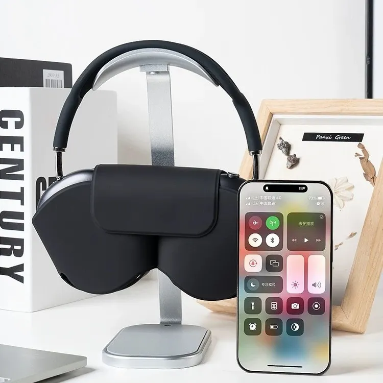 IXN Headphone Cases-3