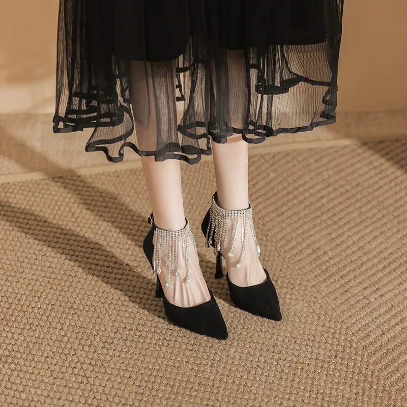 Lanza Slim Heel High Heels Women's Black-5