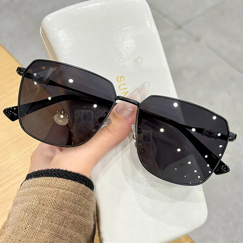 VINEY Metal Irregular Shape Sunglasses Women's-1
