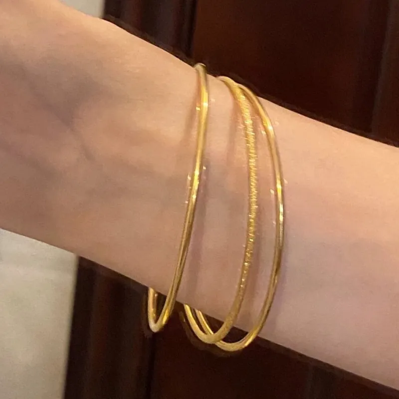 GUDS GAVE Alloy Bangles Women's-1