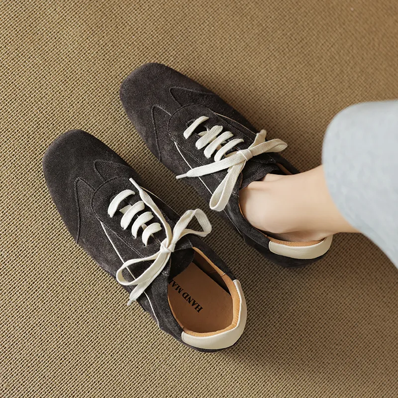 Hongyanglin Low Top Casual Shoes Women's-1