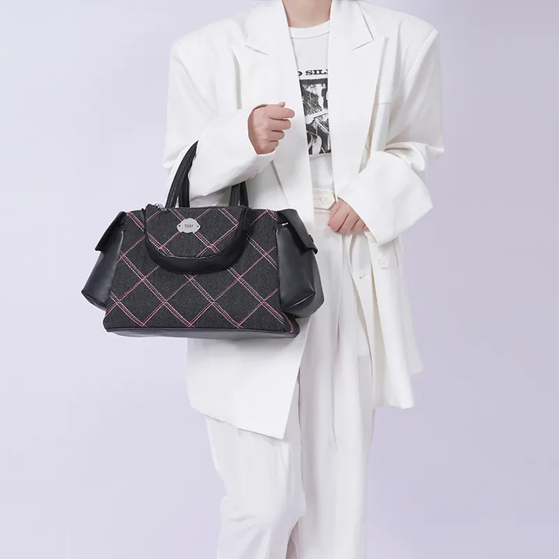 REBIRTH Clutches-5