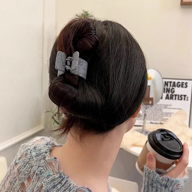 AGOVSKI Resin Hair Clips Women's-3