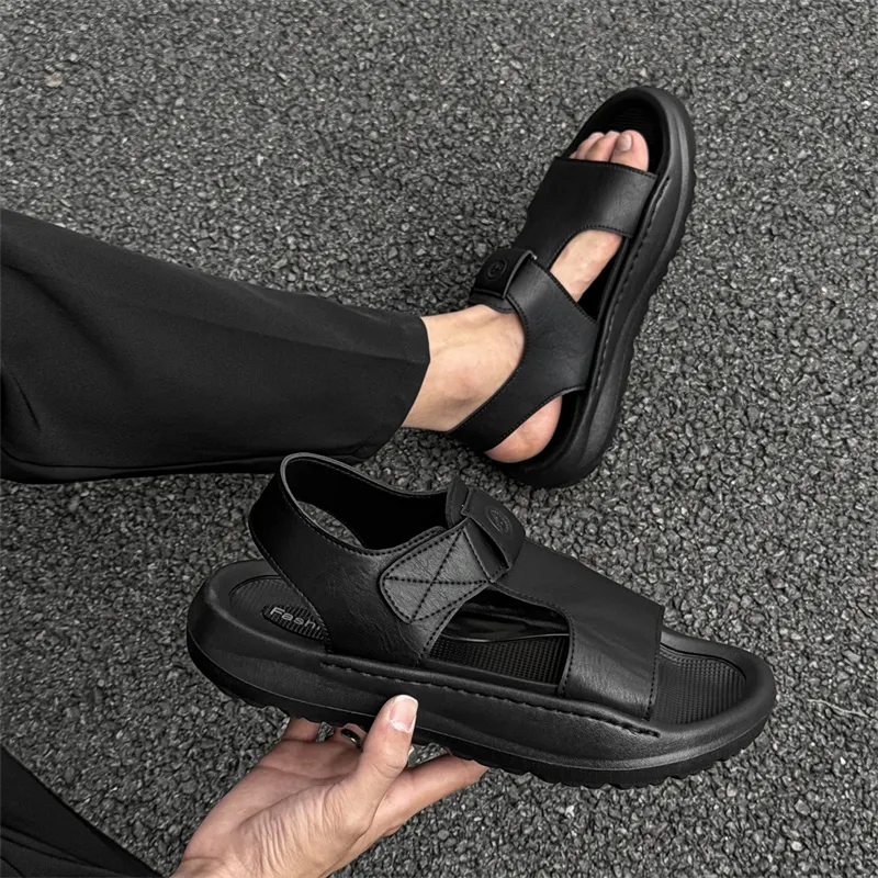 SOBB Beach Sandals Men Black/White-4