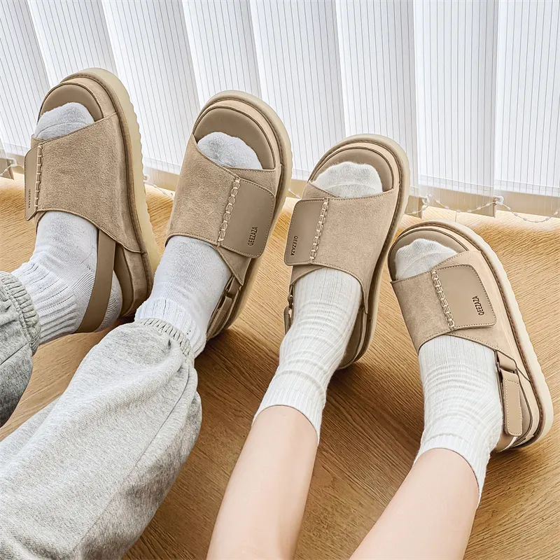 SOBB Beach Sandals Unisex Black/Chestnut/Sand-9
