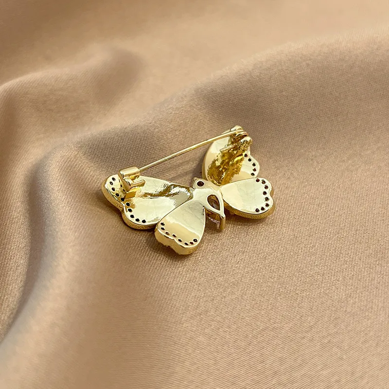 CHIMERA Copper Brooches Women's-2