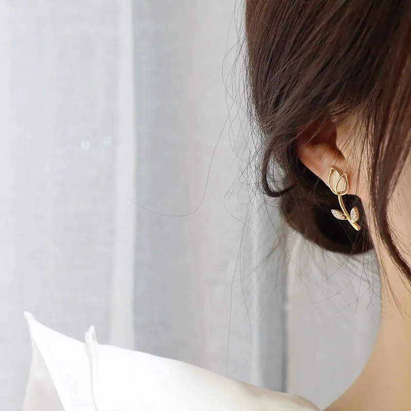 CHIMERA Glass Cat Eye Earrings Women's-3