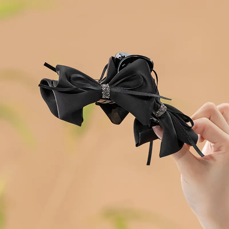 CHIMERA Resin Fabric Hair Clips Women's-1