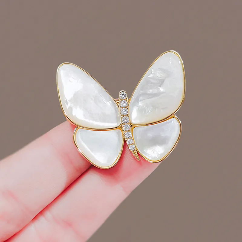 CHIMERA Brooches Women's-2