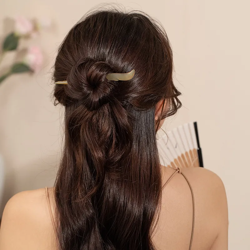 CHIMERA Sheep Horn Hairpins Women's-4
