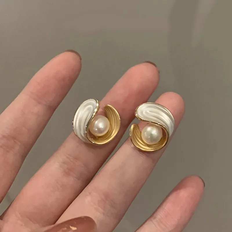 CHIMERA Plastic Earrings Women's-2