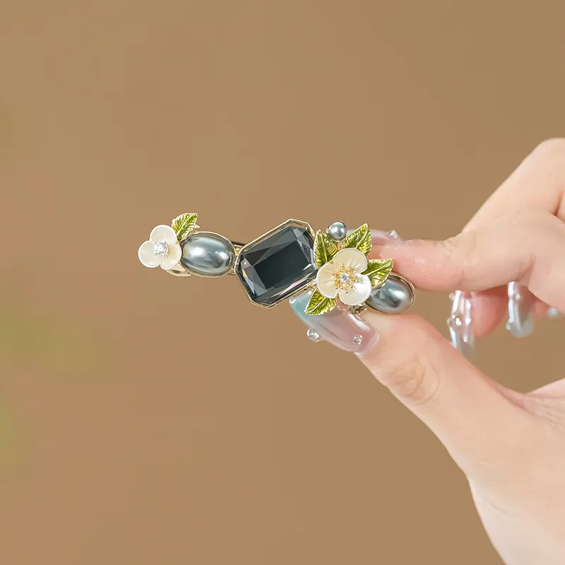 CHIMERA Alloy Hair Clips Women's-1
