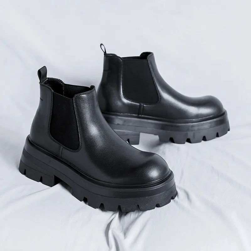 V05 Chelsea Boots Men Black-7