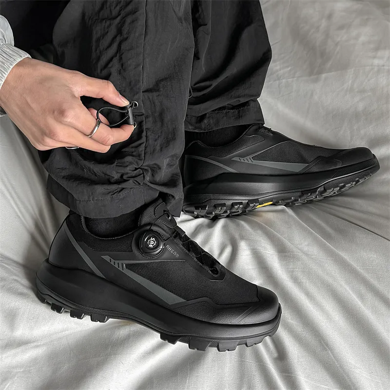 V05 Low Top Casual Shoes Men's Black-7