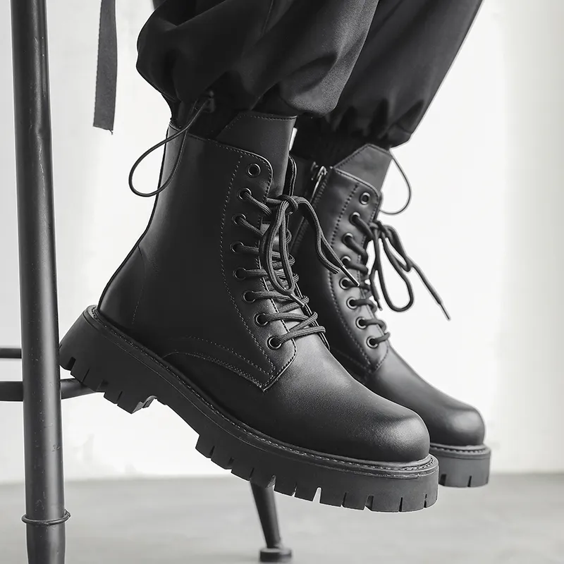 V05 Short Martin Boot Men's Black-2